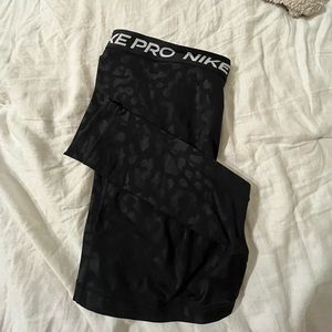 Nike Pro biking shorts. Leopard print with shimmer. Size XL. Super stretchy!